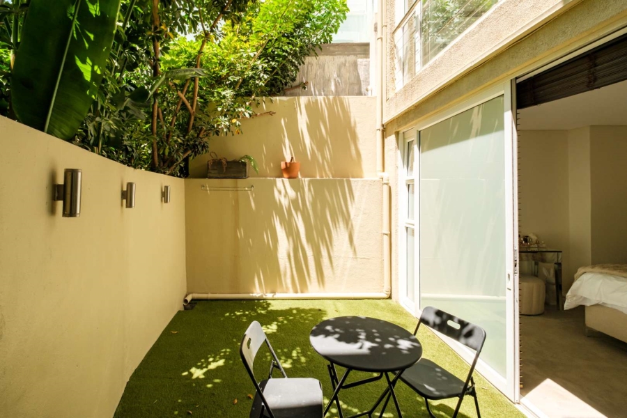 3 Bedroom Property for Sale in Green Point Western Cape